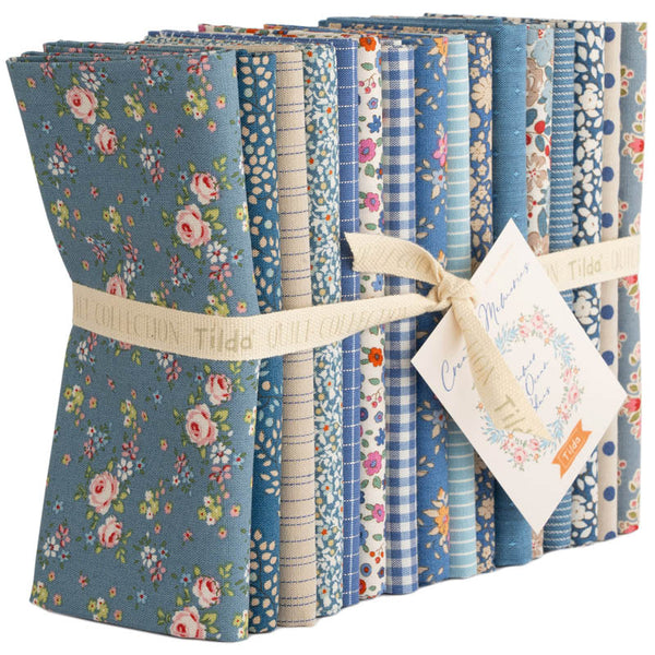 CREATING MEMORIES Summer Fat Quarter Bundle (Hand Cut) - NEW ARRIVAL