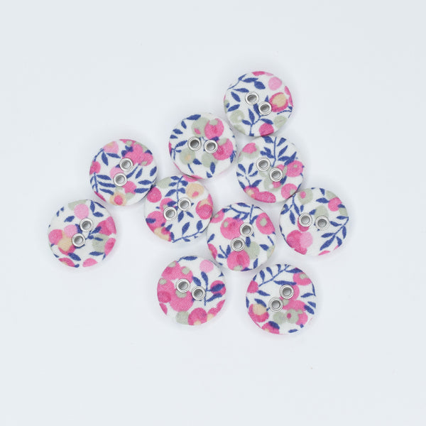LIBERTY BUTTONS 16mm Wiltshire Bud B - NEW ARRIVAL