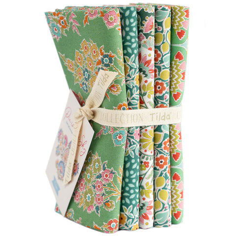 PIE IN THE SKY Green Pine Fat Quarter Bundle - NEW ARRIVAL