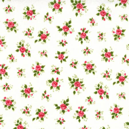 CHARMING Floral Ivory - FAT QUARTER