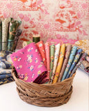 CHIC ESCAPE COLLECTION Daisyfield Grey - FAT QUARTER