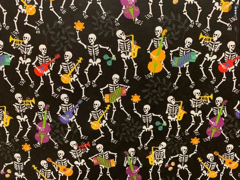 MUSICAL SKELETONS Toss on Black